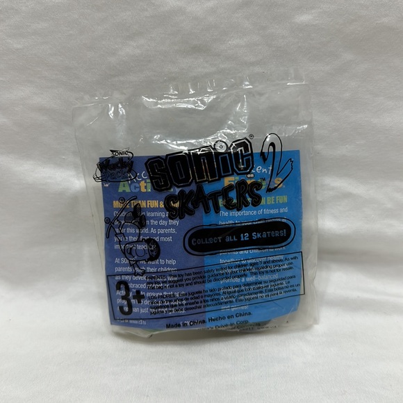 Sonic Wacky Pack, Sonic Skaters 2 - Picture 2 of 2